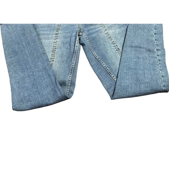 Zara skinny frayed jeans size Zara 9 inch rise
26 length
15 hips
26 waist - Picture 2 of 11